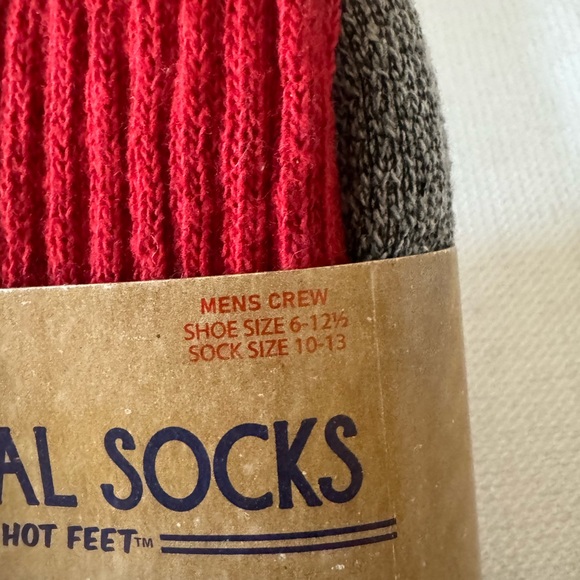 NWT Thermal Socks by Hot Feet-2 pair of Men's All-Weather Heavy Duty Crew Socks - Picture 3 of 9